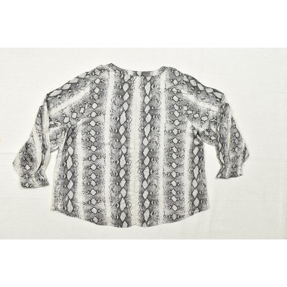 Lane Bryant Plus Size 18/20 Snake Print Tassel Tie Blouse Top Long Sleeve - Picture 2 of 8